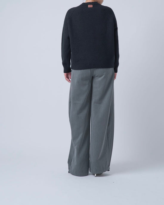 シンプルカラーニットプルオーバー