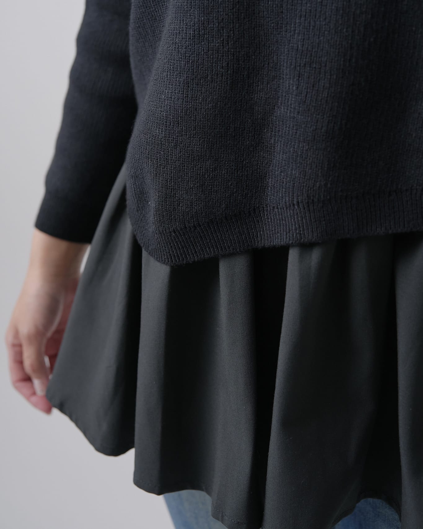 レイヤードフリルニット