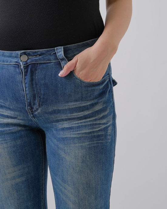 ヒゲウォッシュドデニム