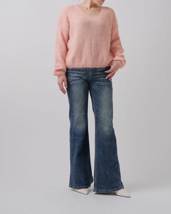 Vネックバルーンカラーニット