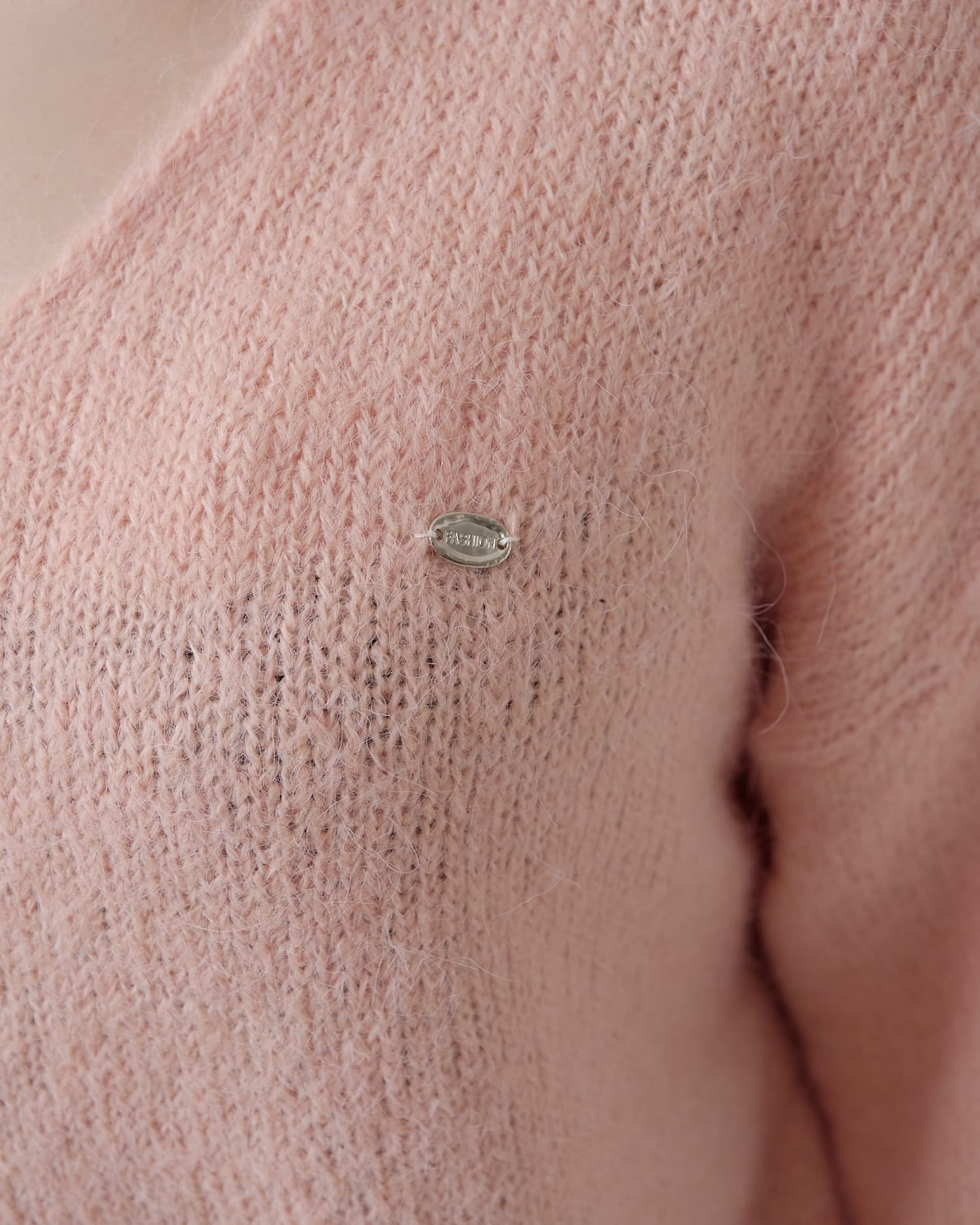 Vネックバルーンカラーニット