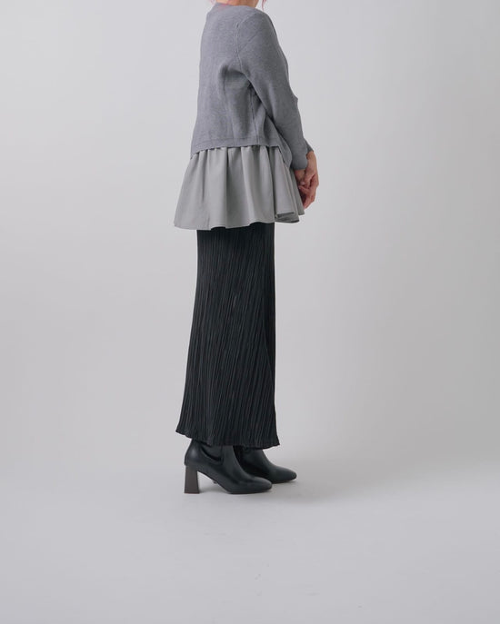 レイヤードフリルニット