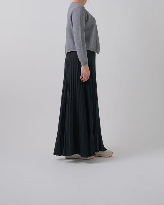 レイヤードフリルニット