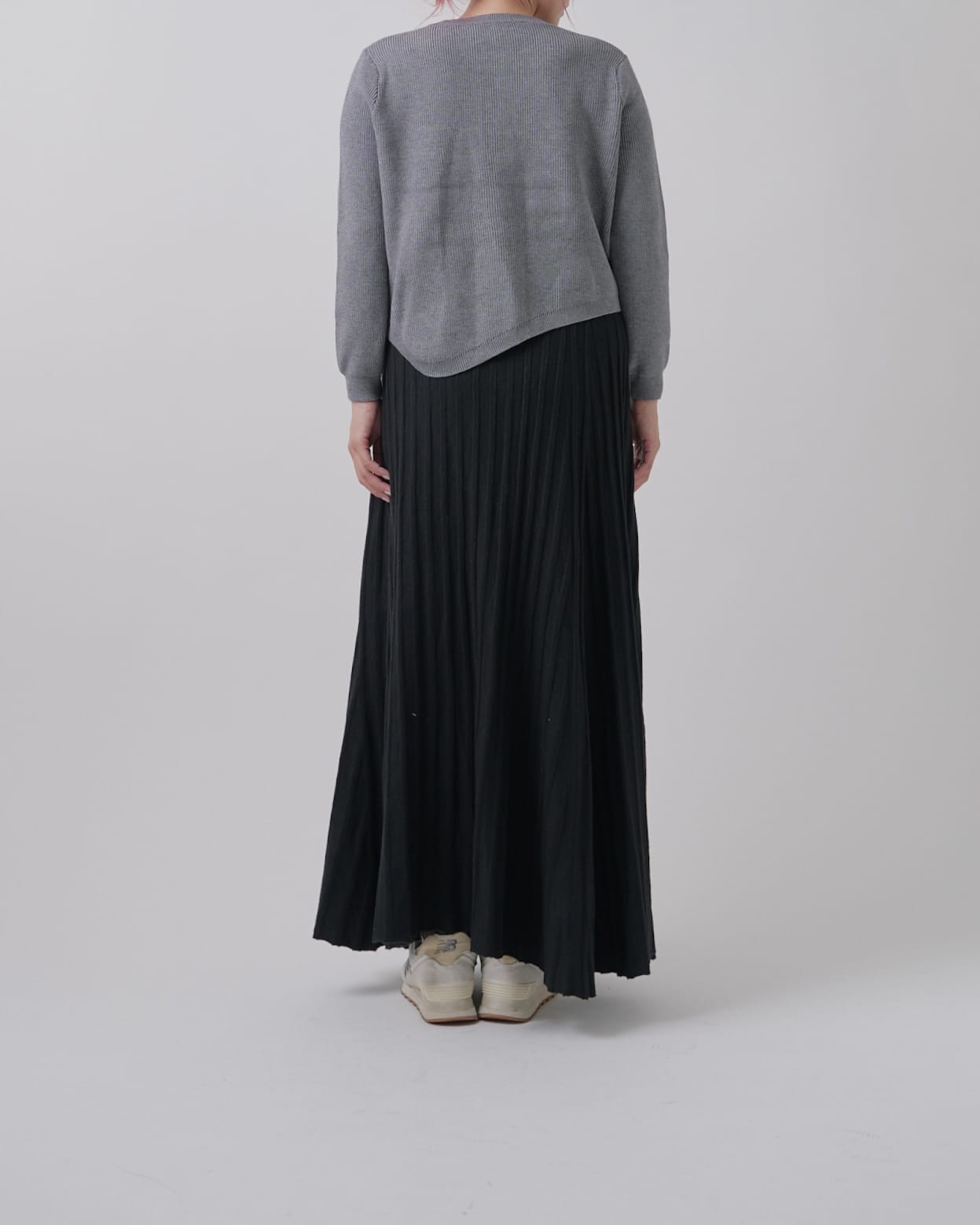 レイヤードフリルニット