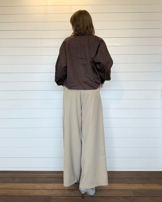襟付きクロップドシャツ