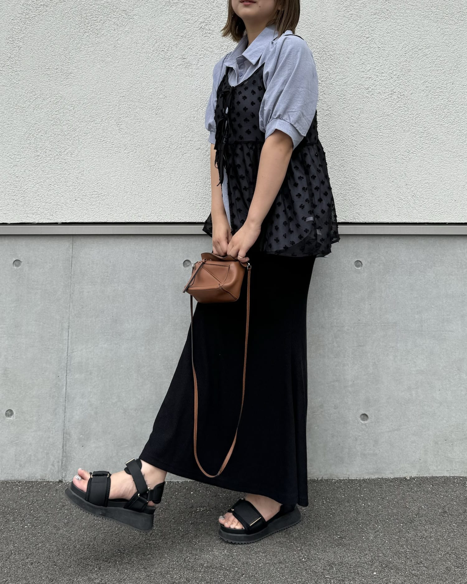 小花刺繍シアービスチェ