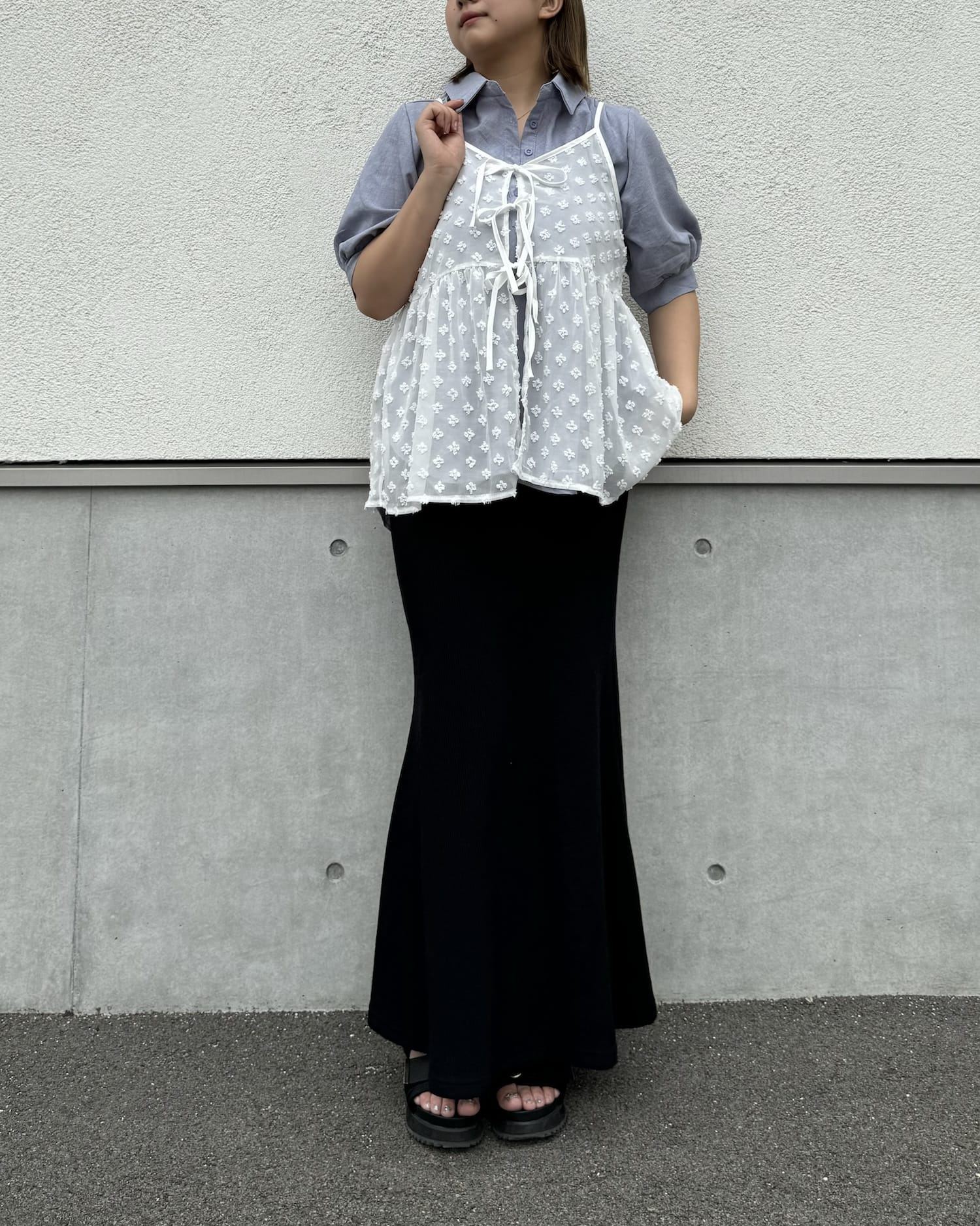 小花刺繍シアービスチェ