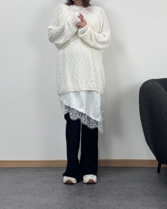 サテン風アシメスカート