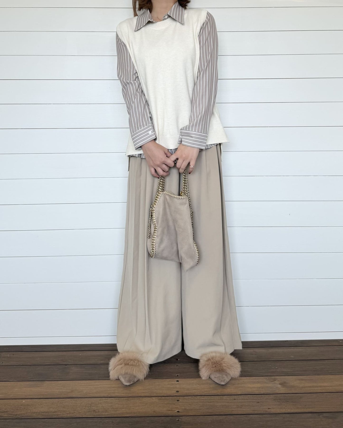 裾フリルストライプシャツ