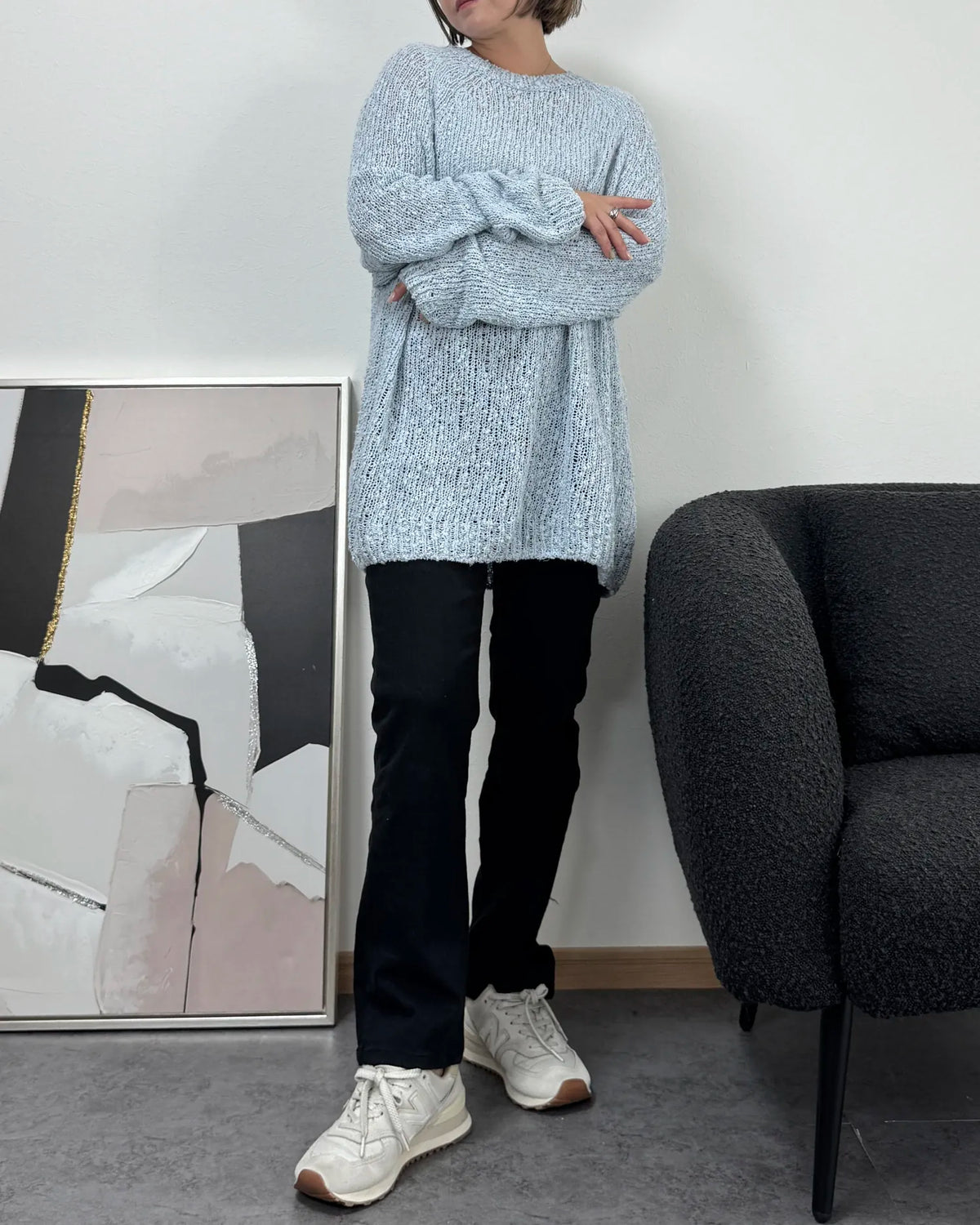 ストレートブラックパンツ