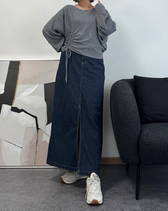 センタースリットデニムスカート