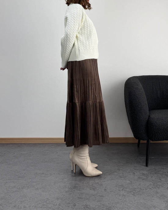 襟付きジップケーブルニット