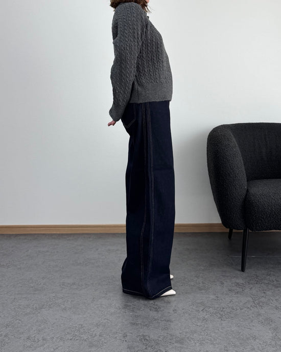 襟付きジップケーブルニット