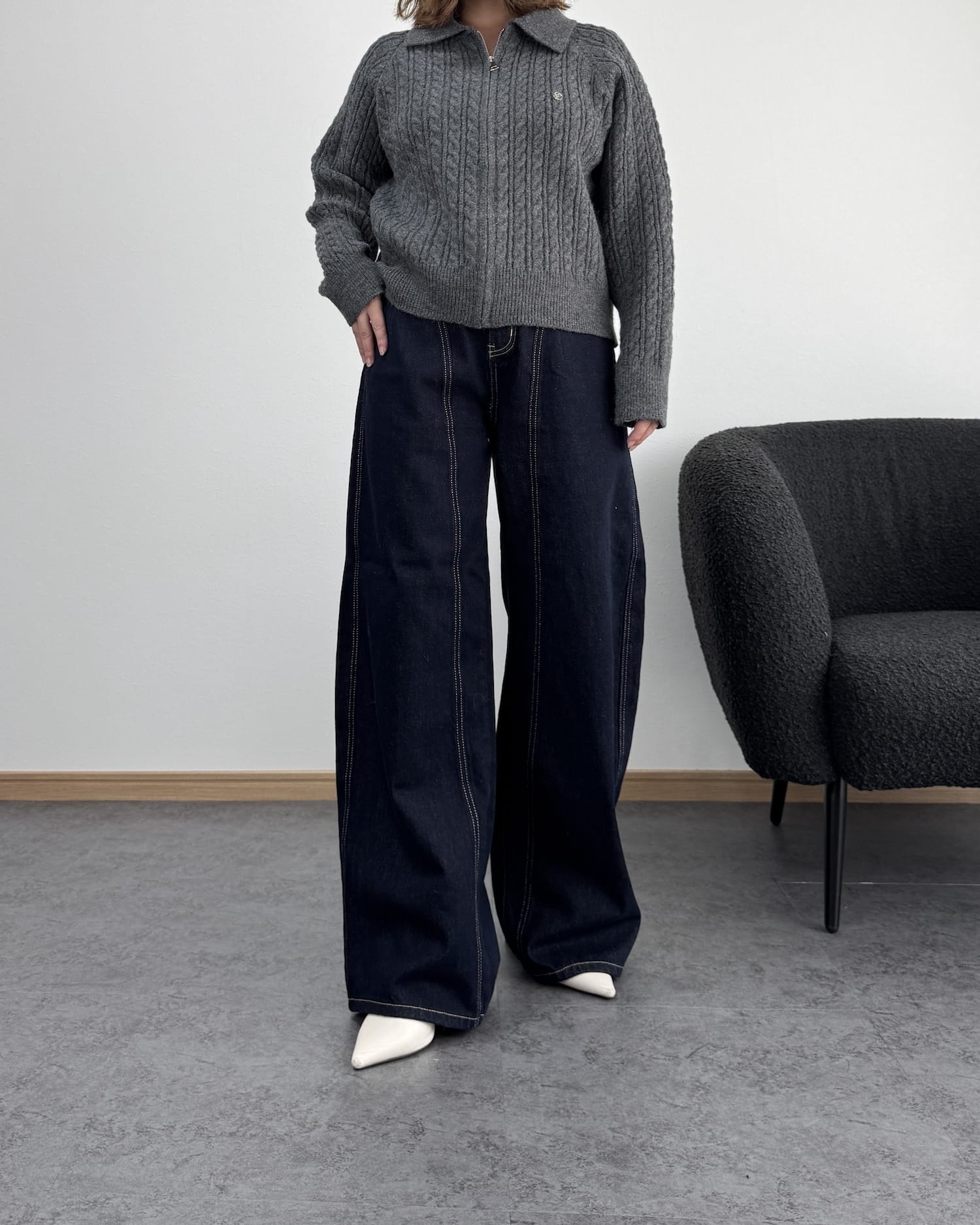 襟付きジップケーブルニット