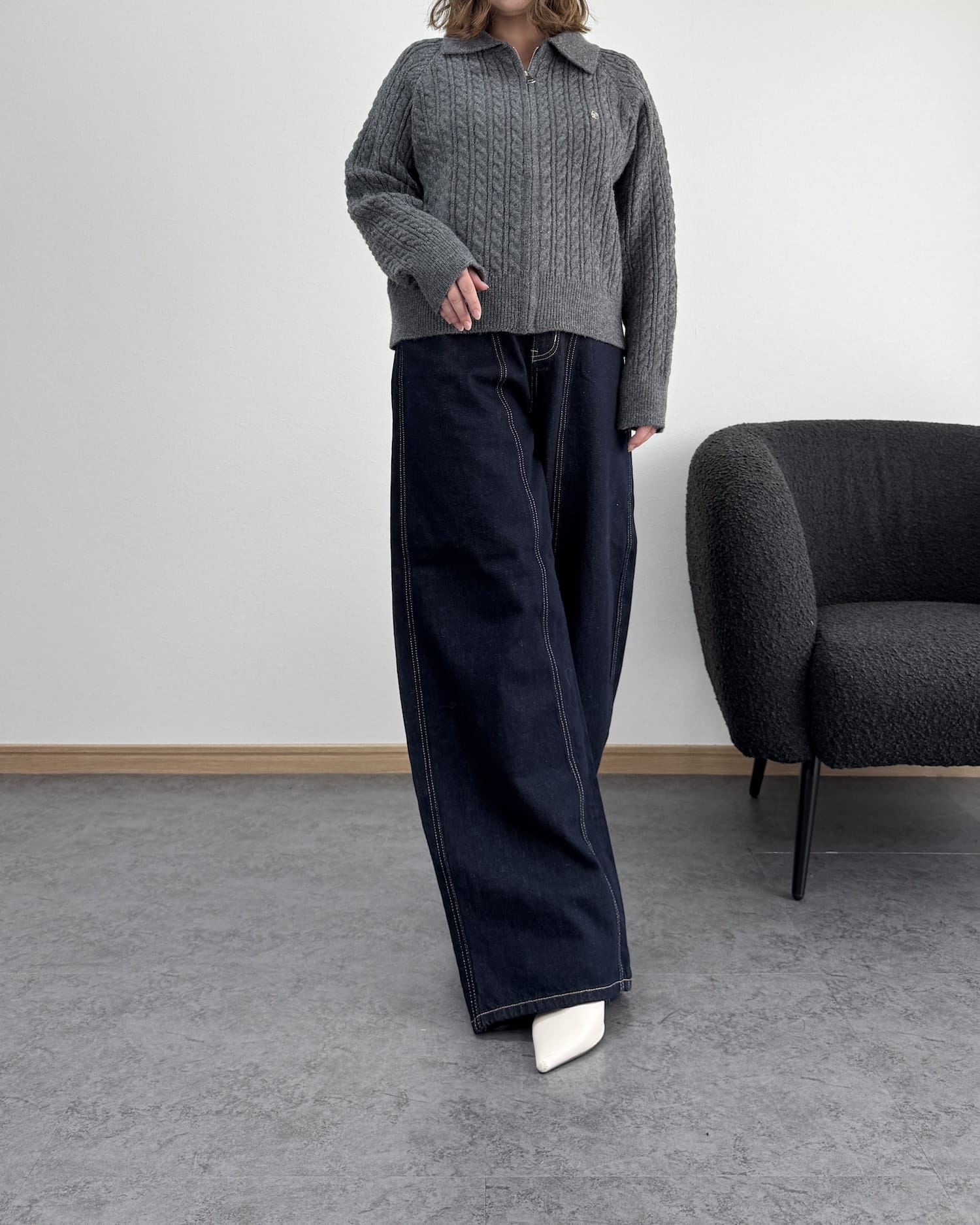 襟付きジップケーブルニット