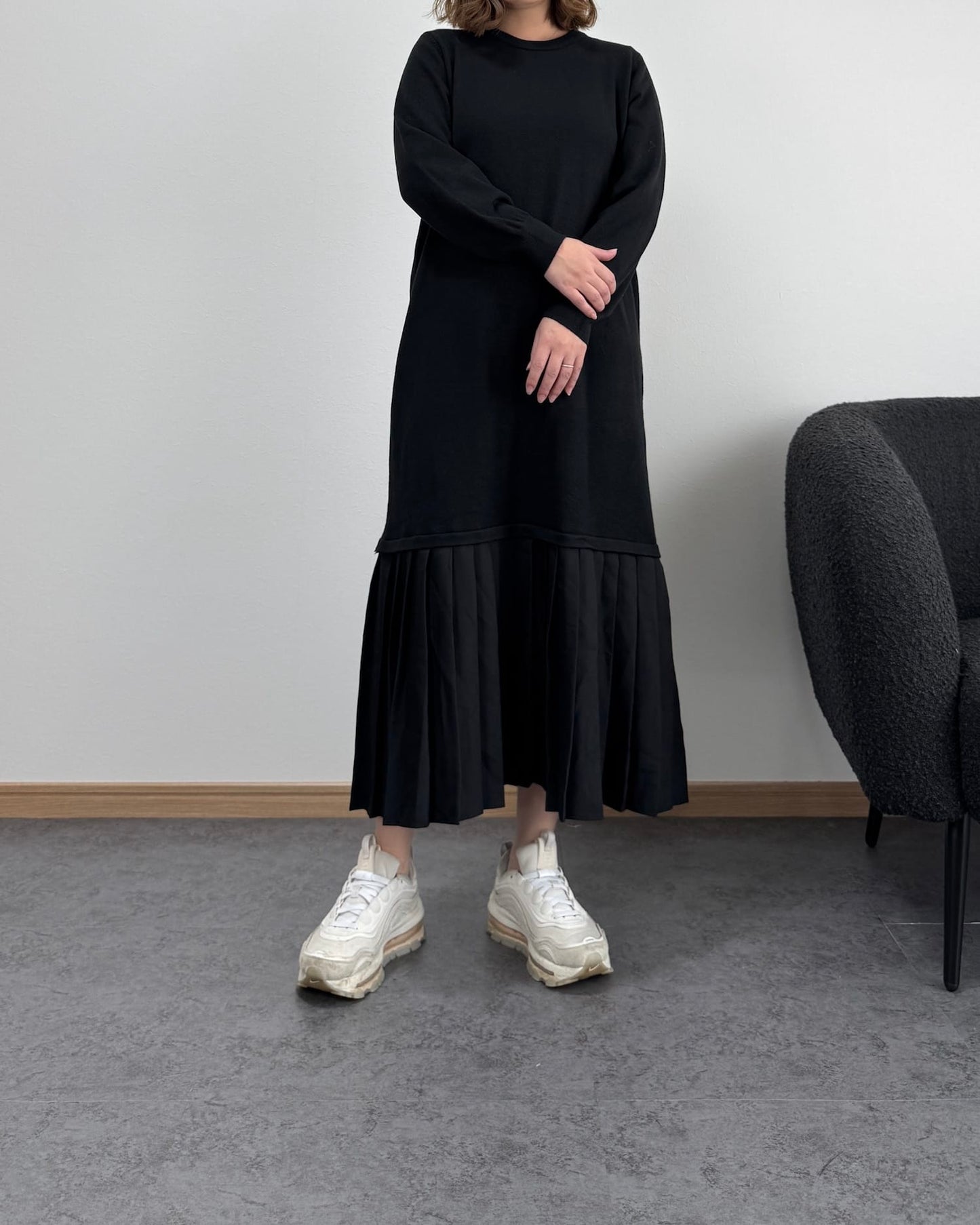 裾プリーツニットワンピ