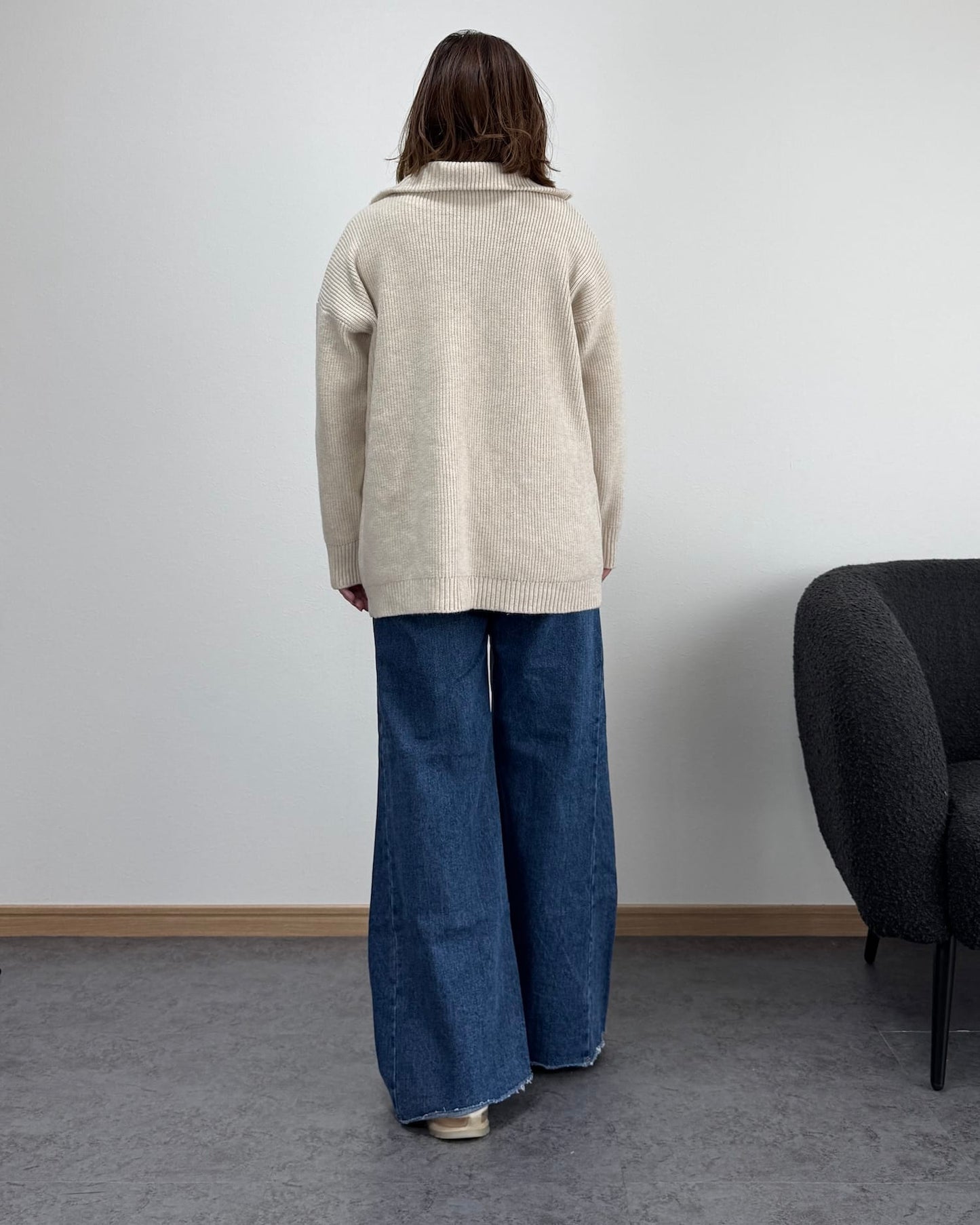 サイド切り替えカットオフワイドフレアデニム