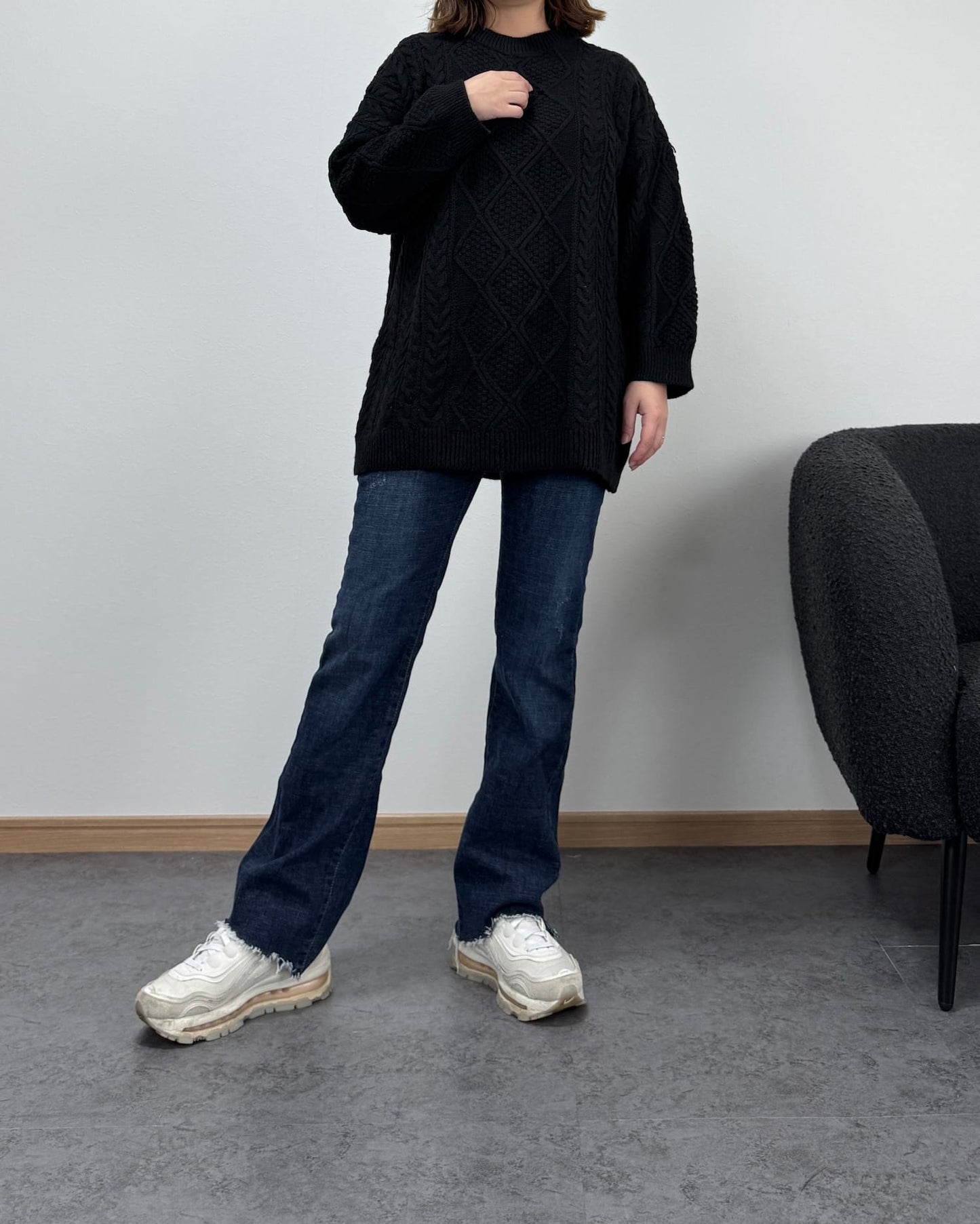 ケーブルオーバーニット