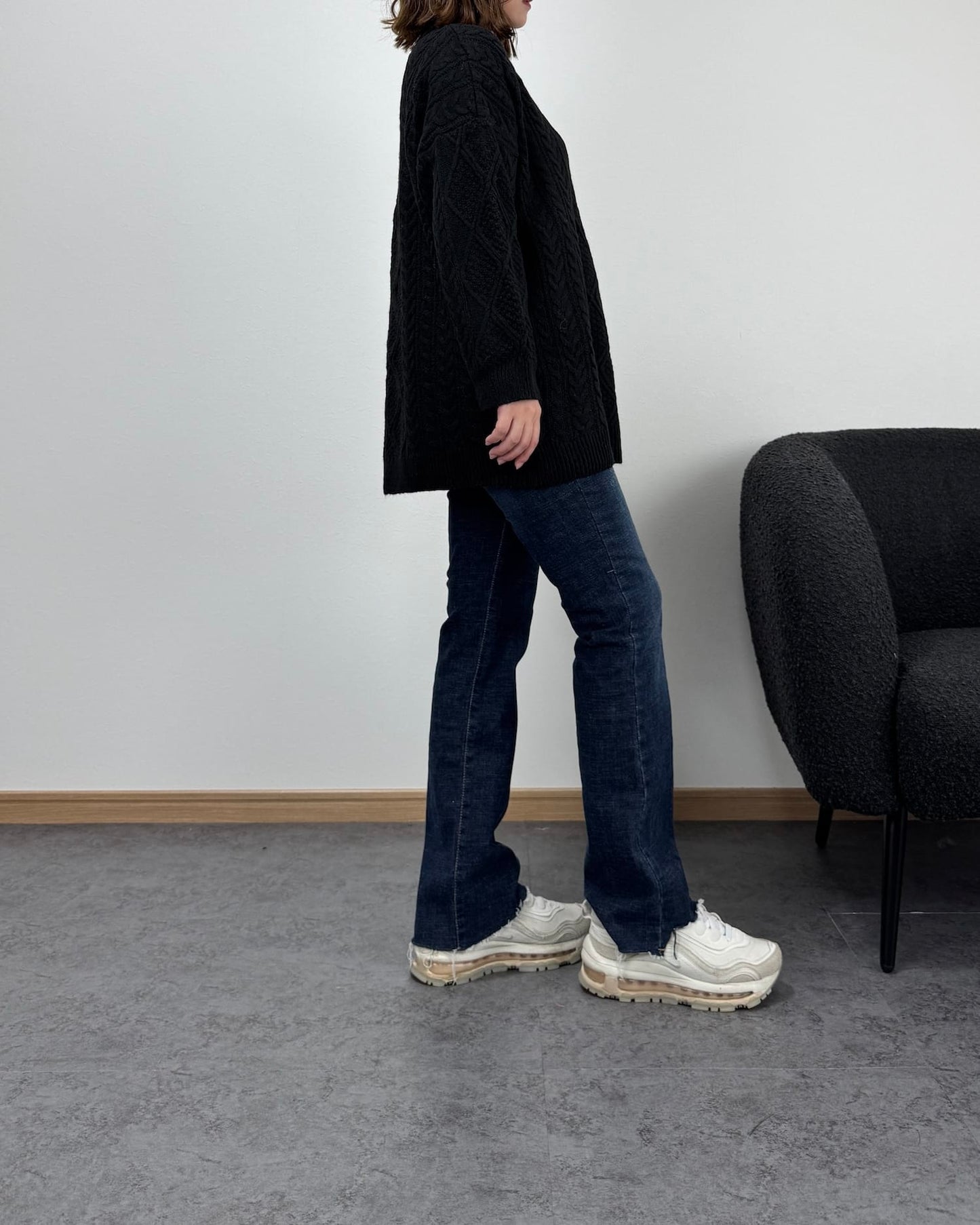 ケーブルオーバーニット