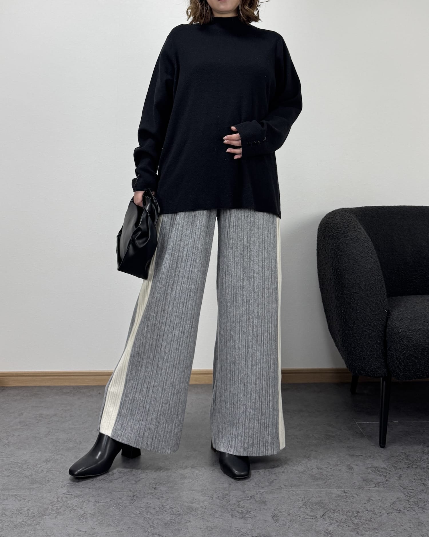 サイドラインニットパンツ