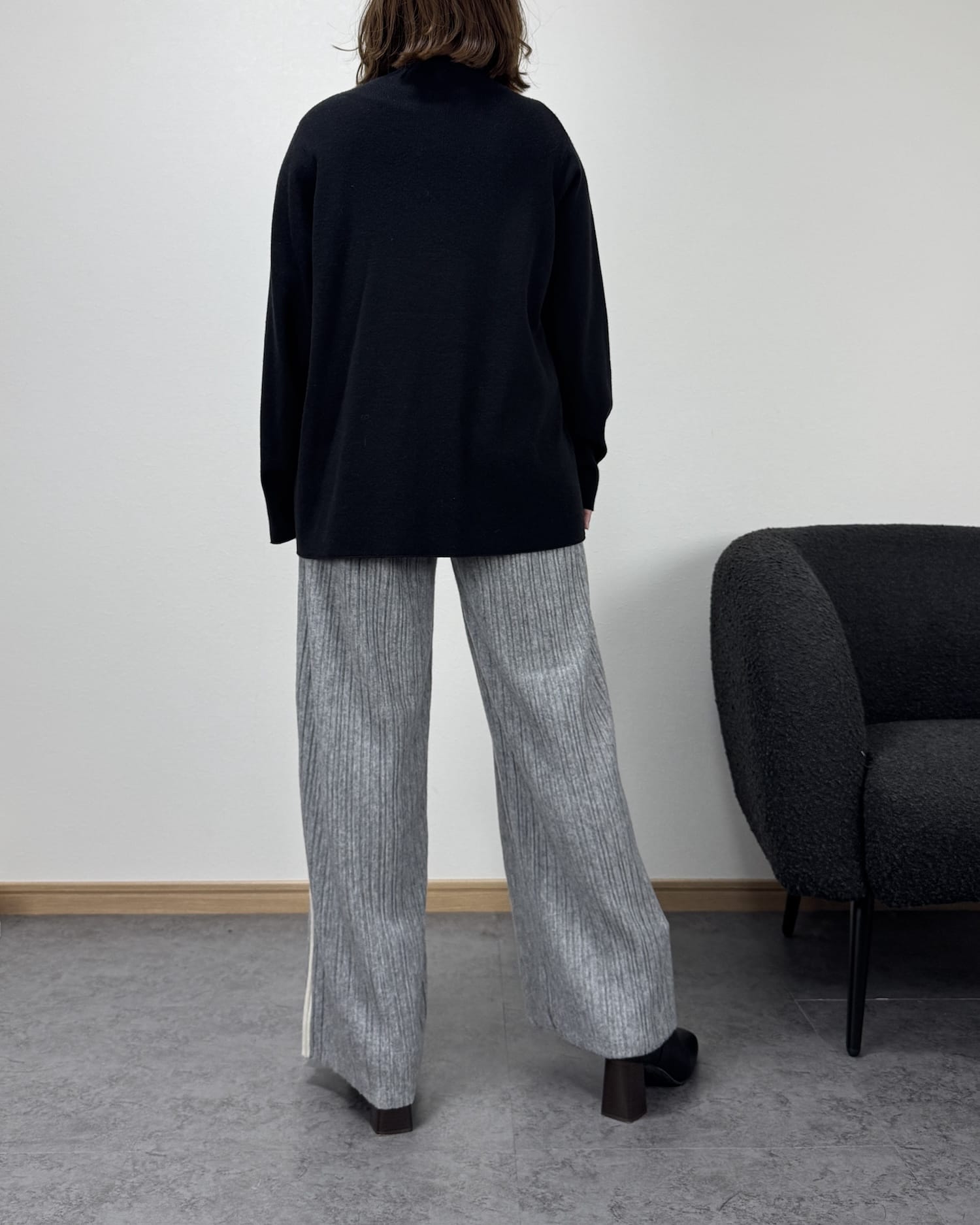 サイドラインニットパンツ