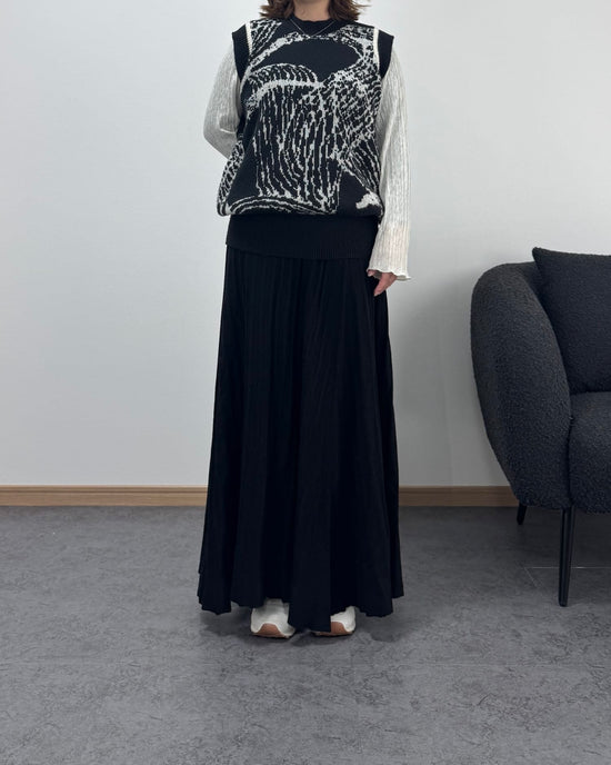 総柄モノトーンニットベスト