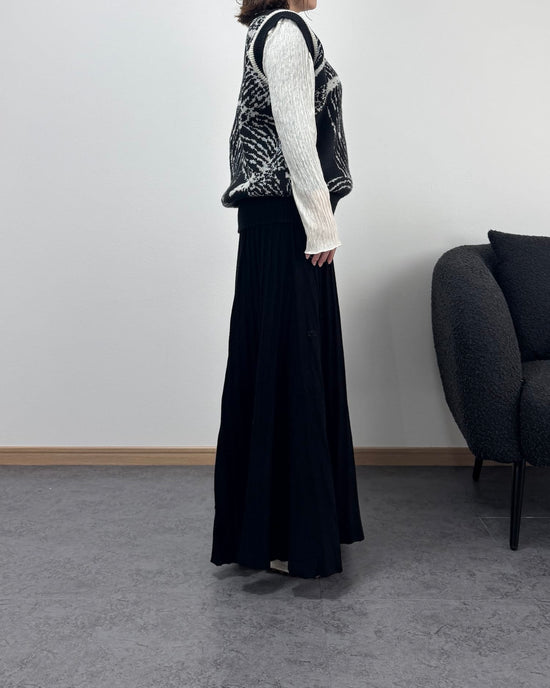 総柄モノトーンニットベスト