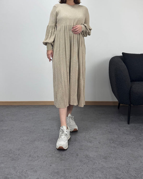 プリーツハイウエスト切り替えワンピース