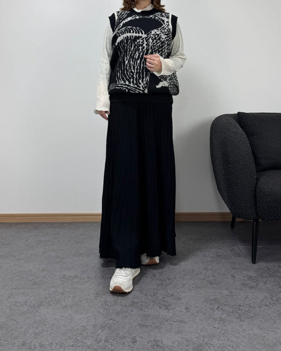 総柄モノトーンニットベスト