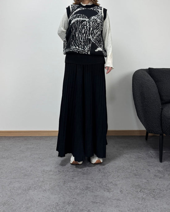 総柄モノトーンニットベスト