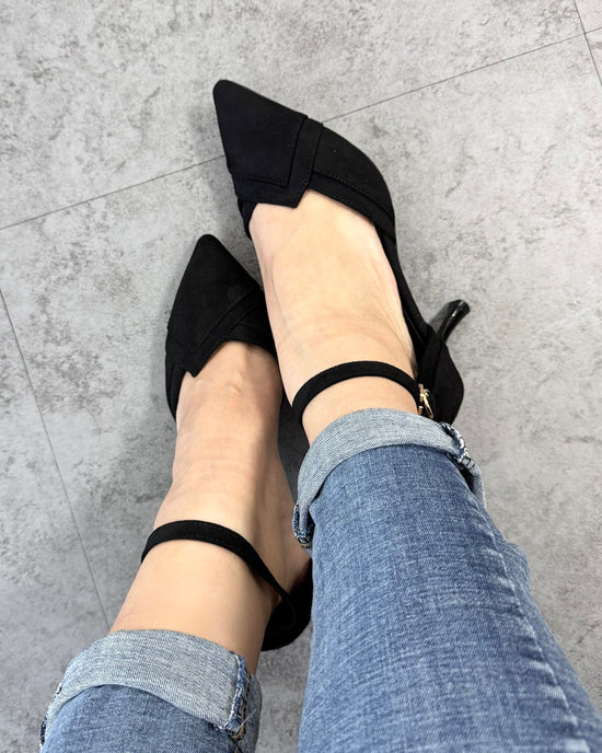 【大きめサイズあり】イナヅマラインストラップパンプス ベージュ