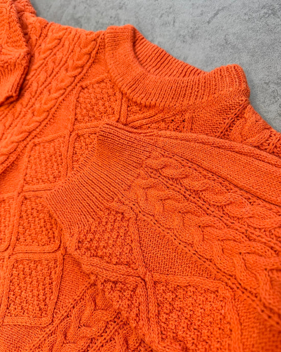 ケーブルオーバーニット