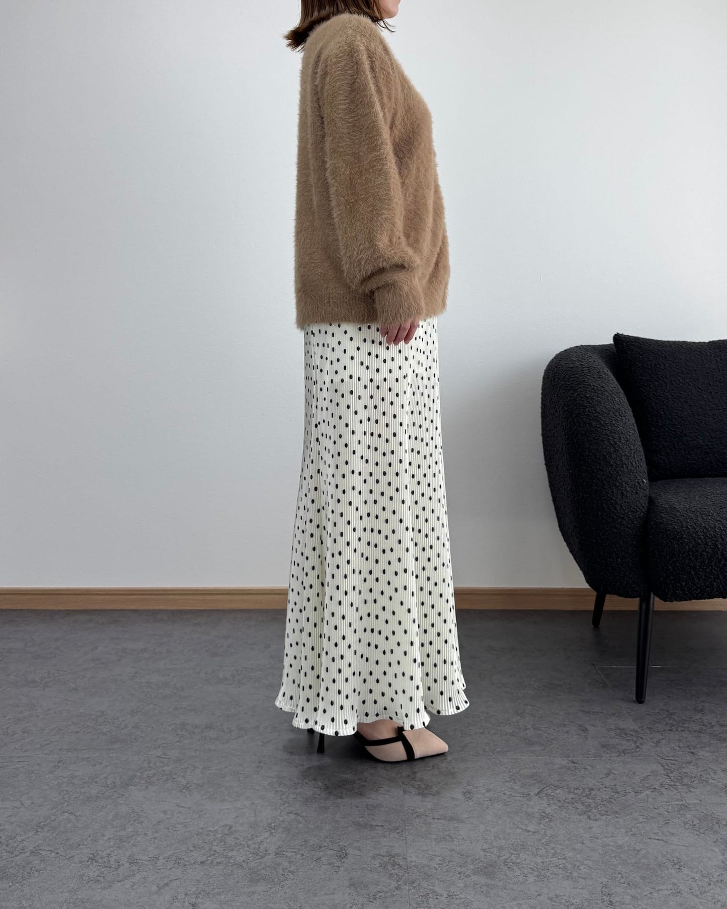 Vネックファーカーディガン