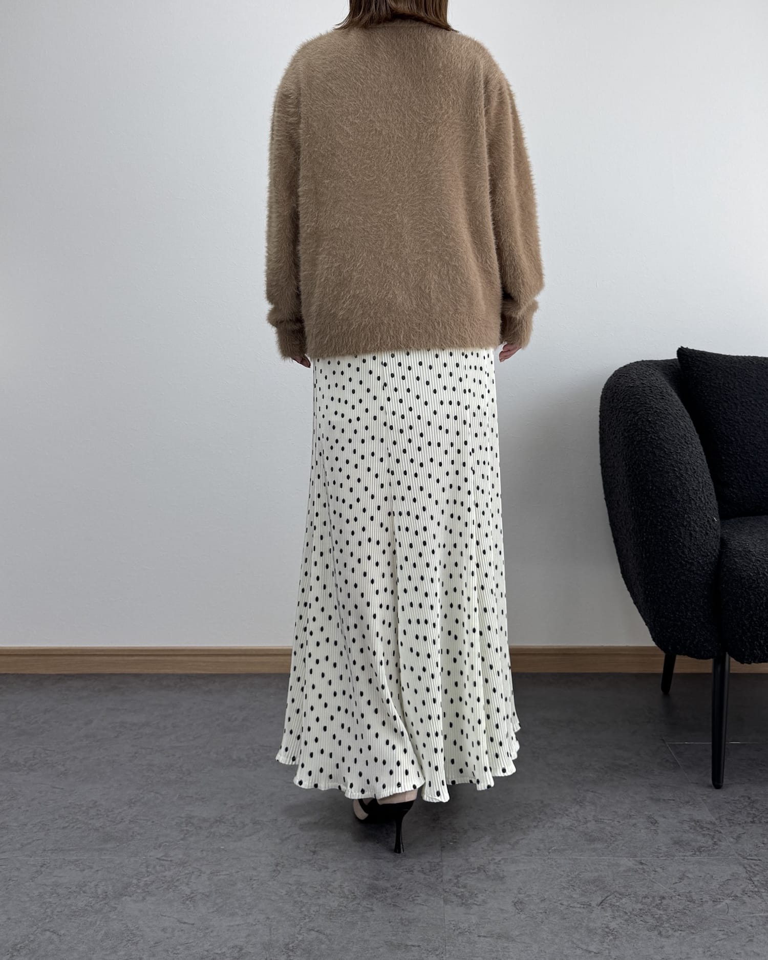 Vネックファーカーディガン