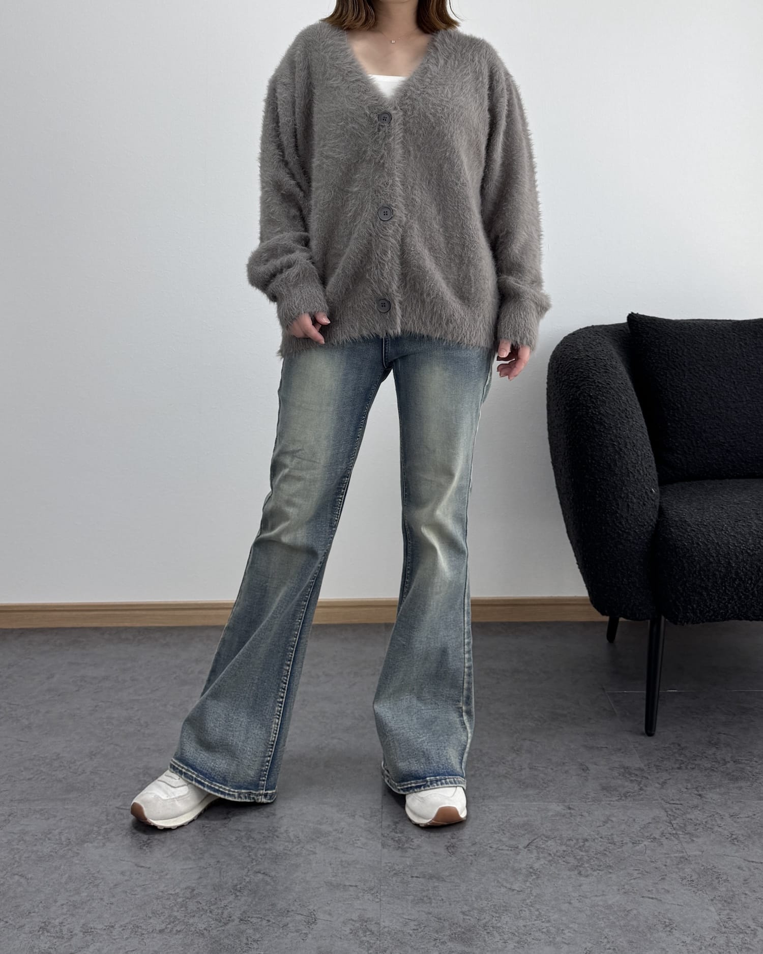 Vネックファーカーディガン