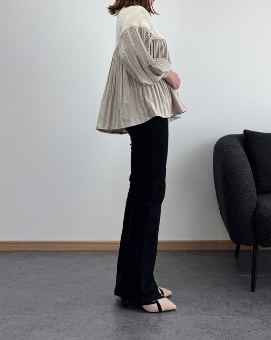 プリーツ切り替えタートルトップス【O.W-beside-】