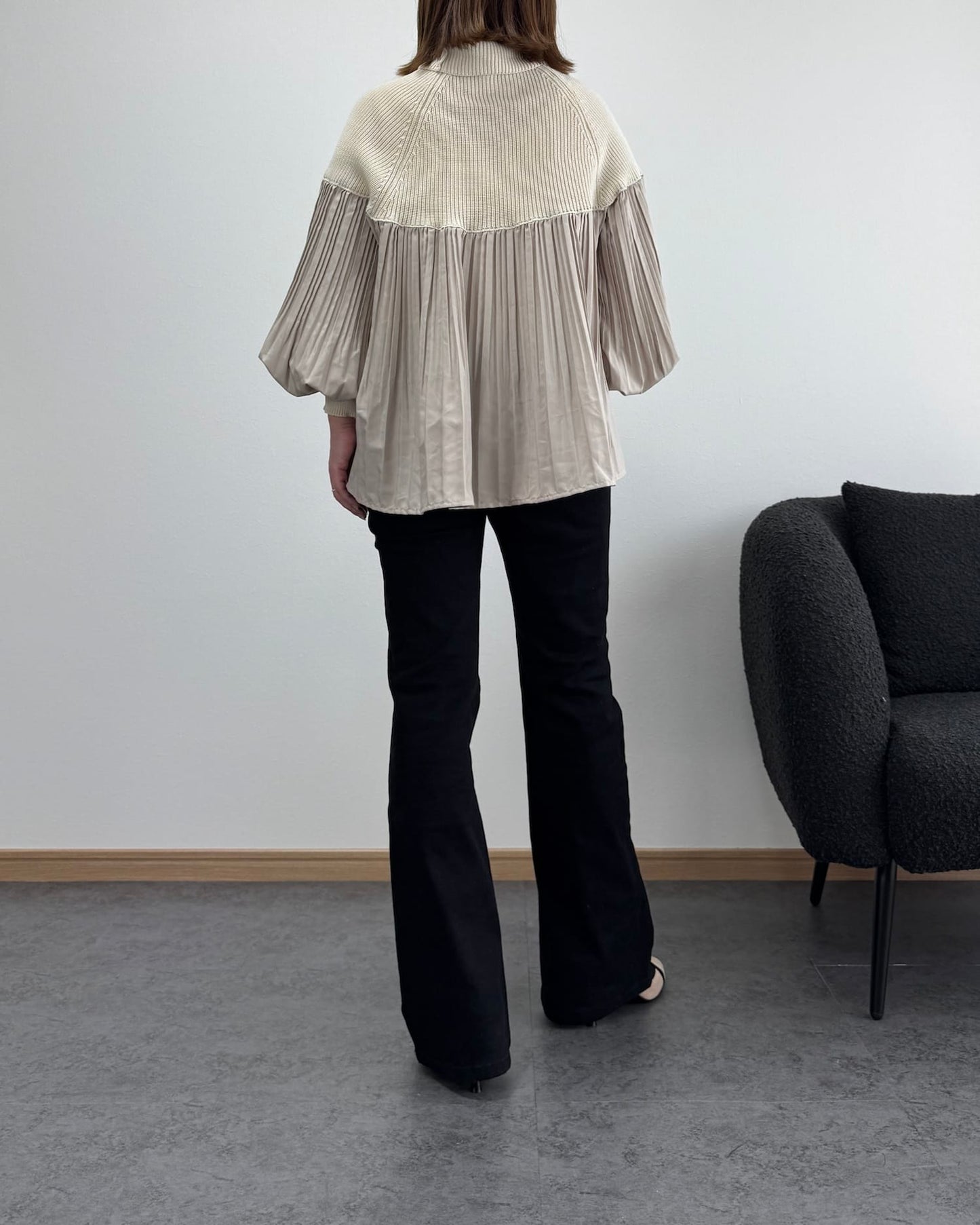 プリーツ切り替えタートルトップス【O.W-beside-】