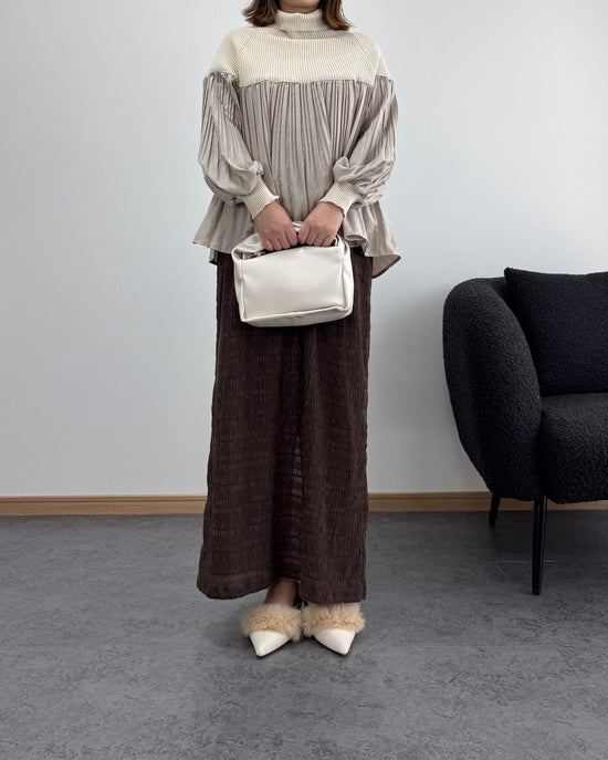 プリーツ切り替えタートルトップス【O.W-beside-】