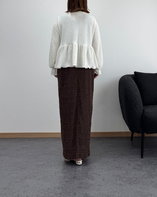 フェザー風ペプラムブラウス