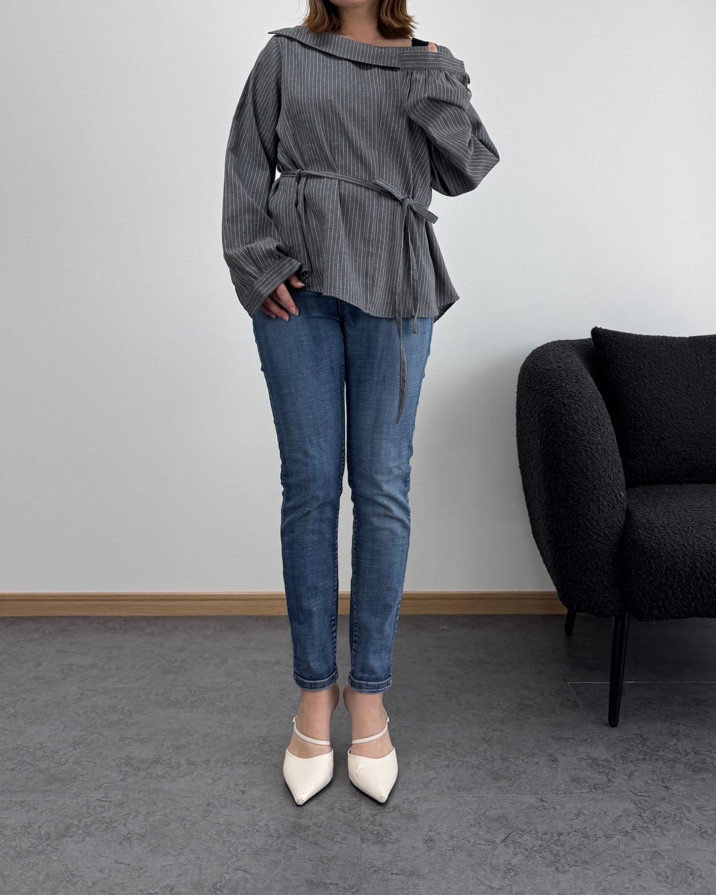 セミオフショルピンストライプトップス【3way】