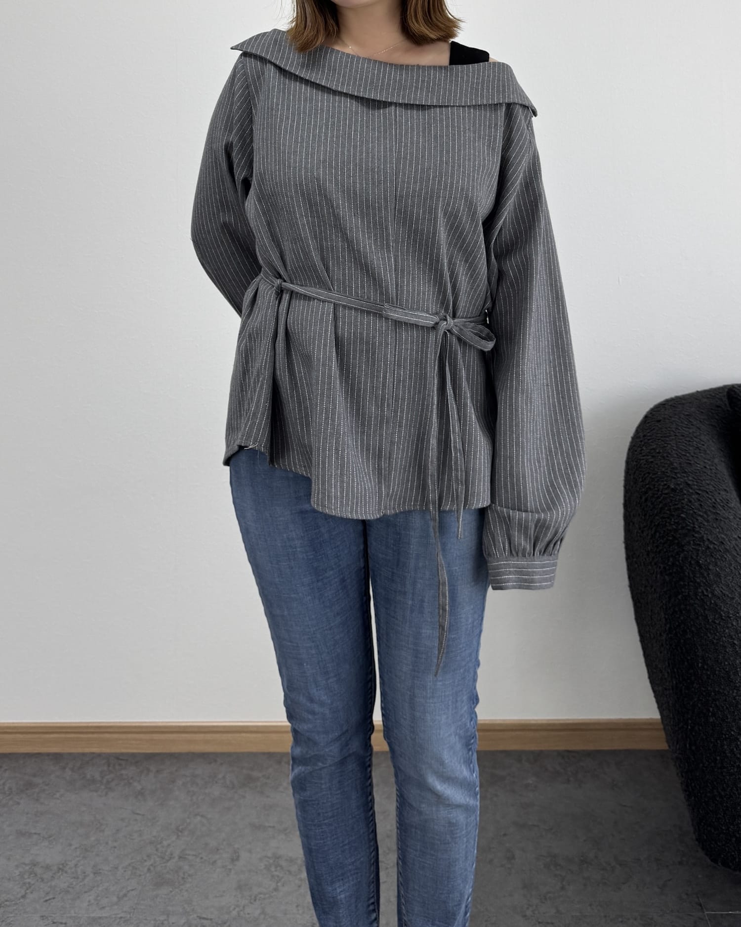 セミオフショルピンストライプトップス【3way】