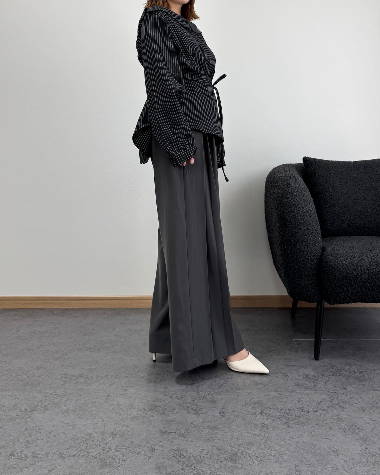 セミオフショルピンストライプトップス【3way】