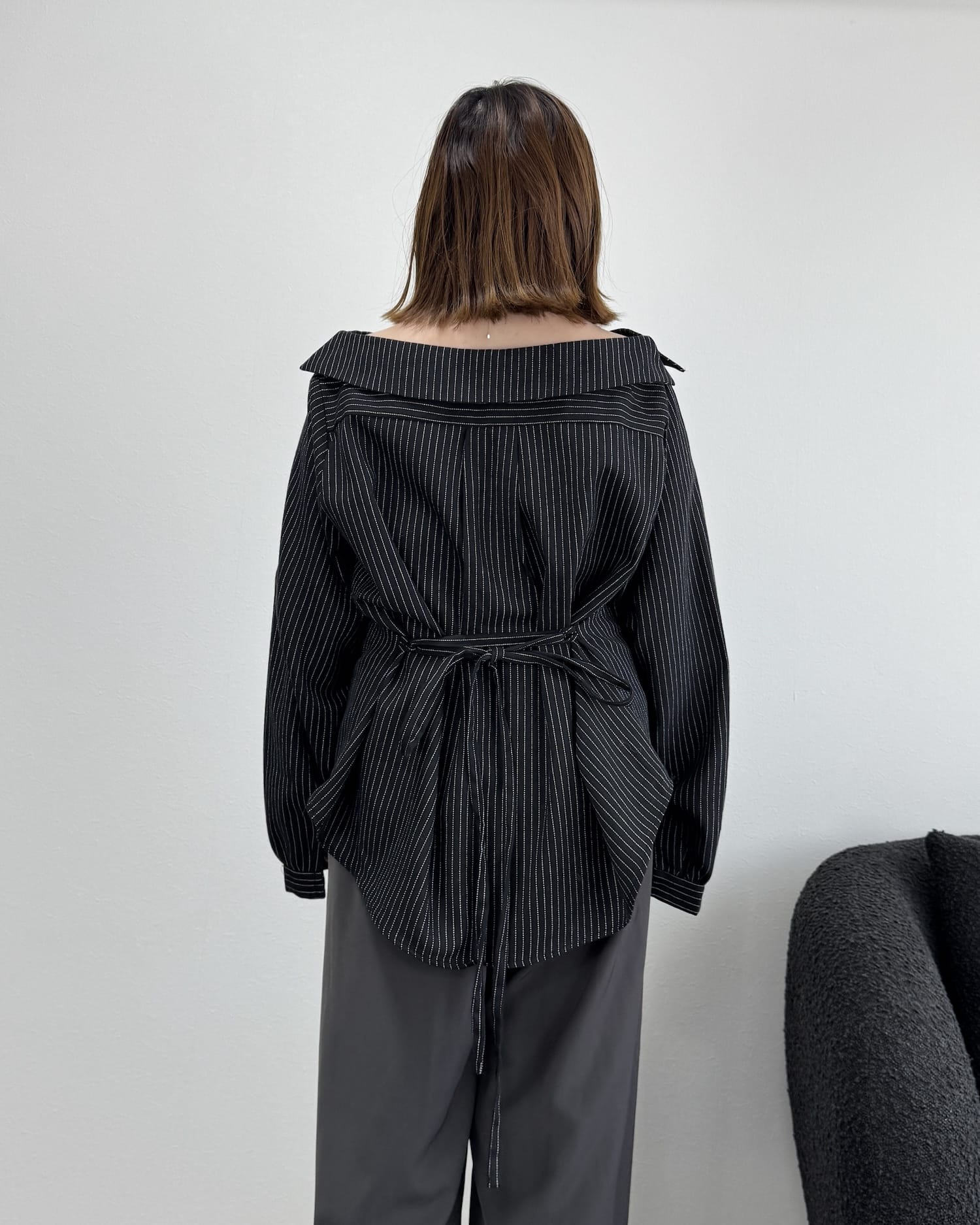 セミオフショルピンストライプトップス【3way】