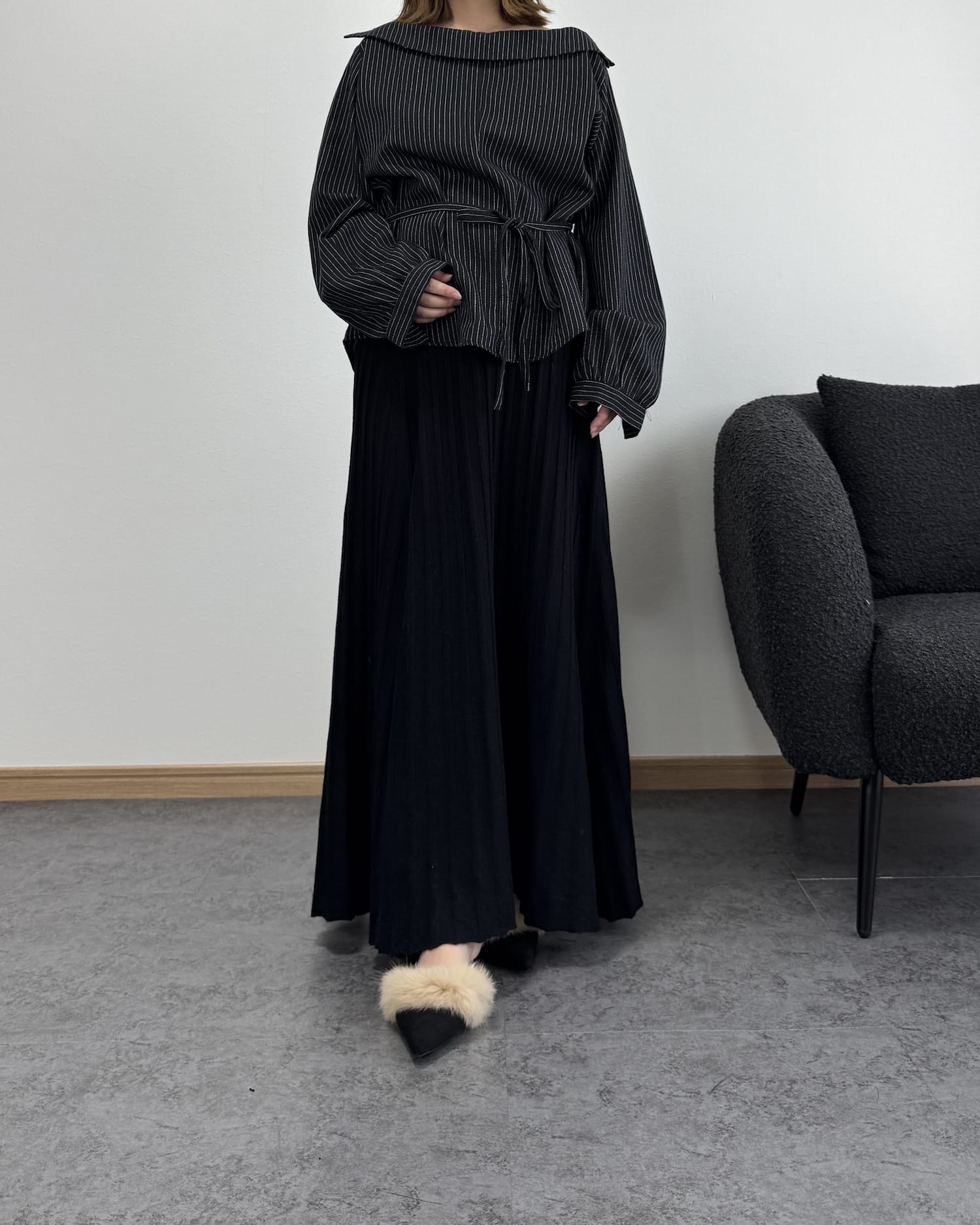 セミオフショルピンストライプトップス【3way】