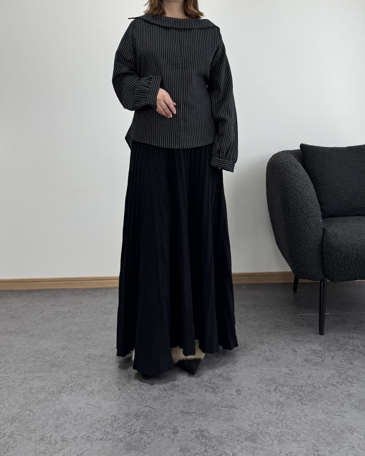 セミオフショルピンストライプトップス【3way】