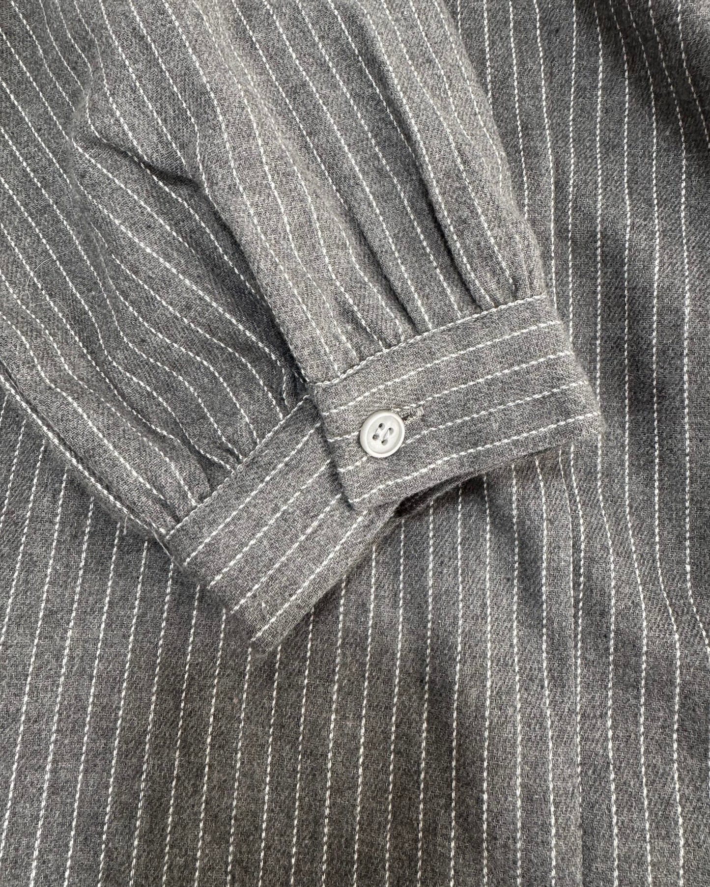 セミオフショルピンストライプトップス【3way】