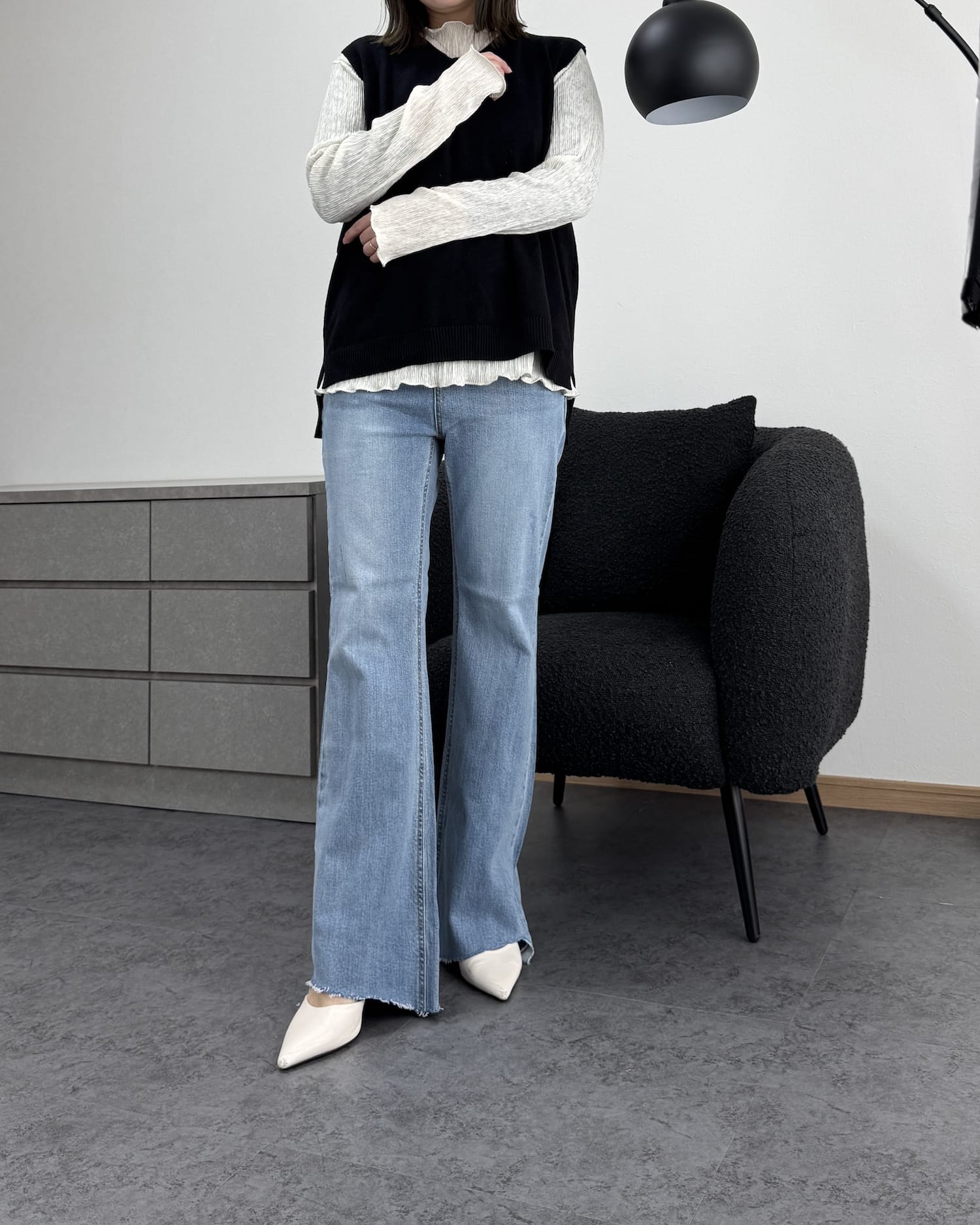 【美シルエット】デザインカットオフストレッチフレアデニム