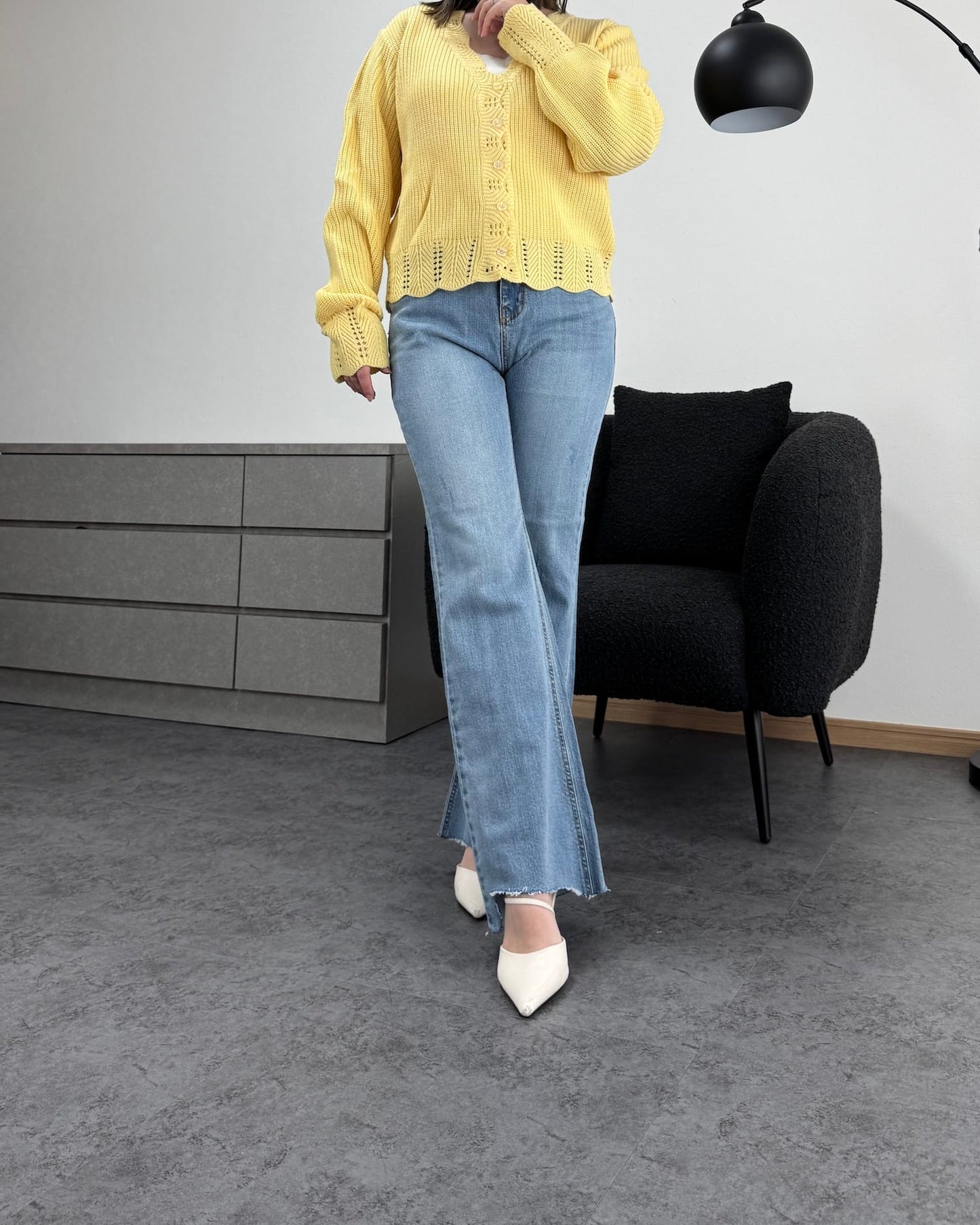 【美シルエット】デザインカットオフストレッチフレアデニム