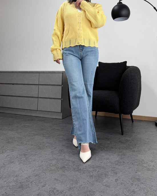 【美シルエット】デザインカットオフストレッチフレアデニム