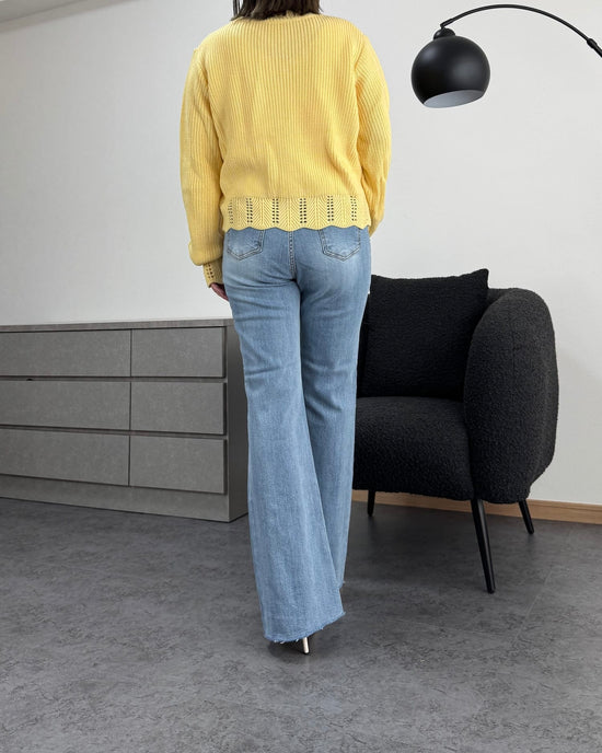 【美シルエット】デザインカットオフストレッチフレアデニム